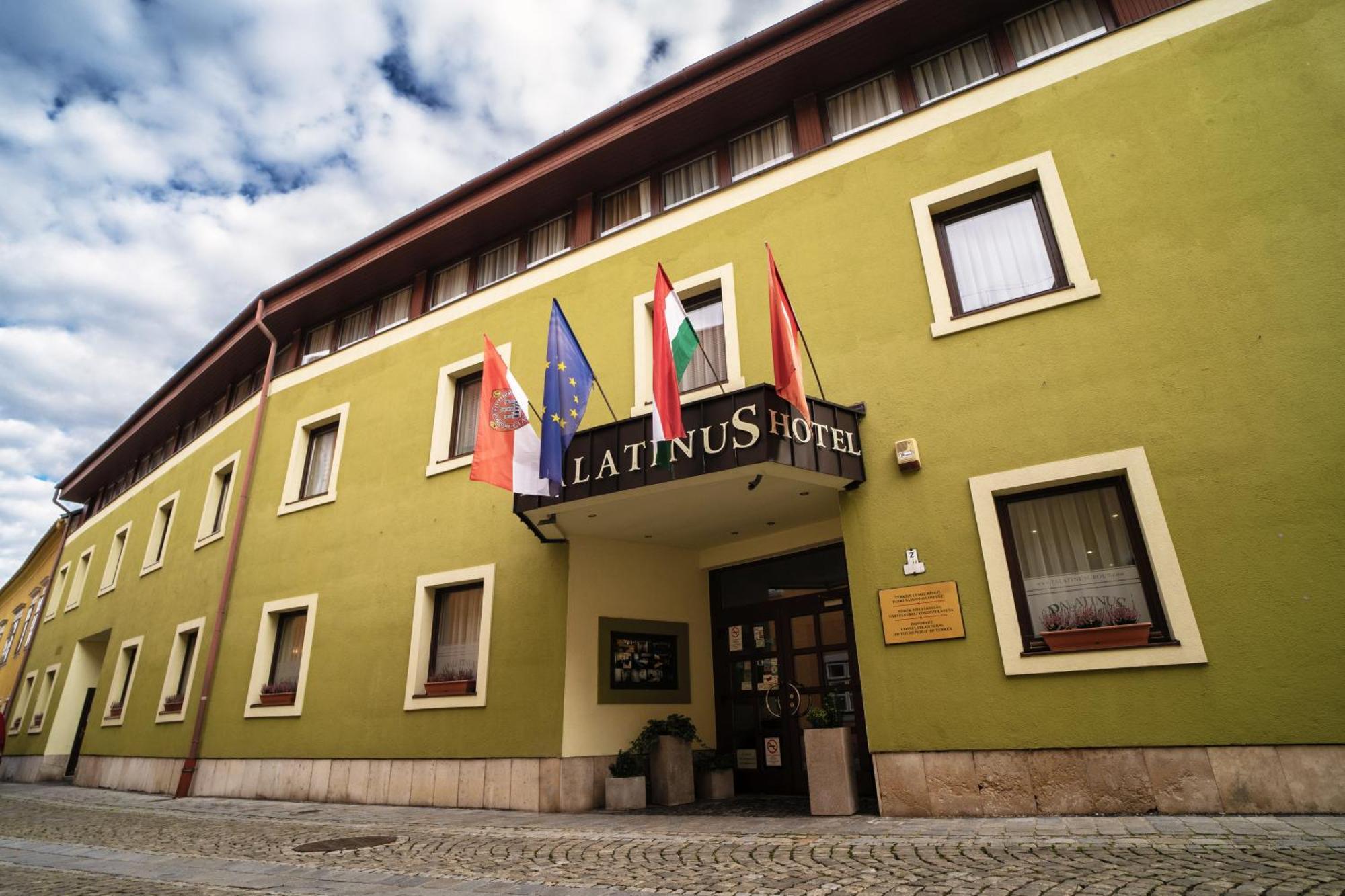 Hotel Palatinus Sopron Exterior foto